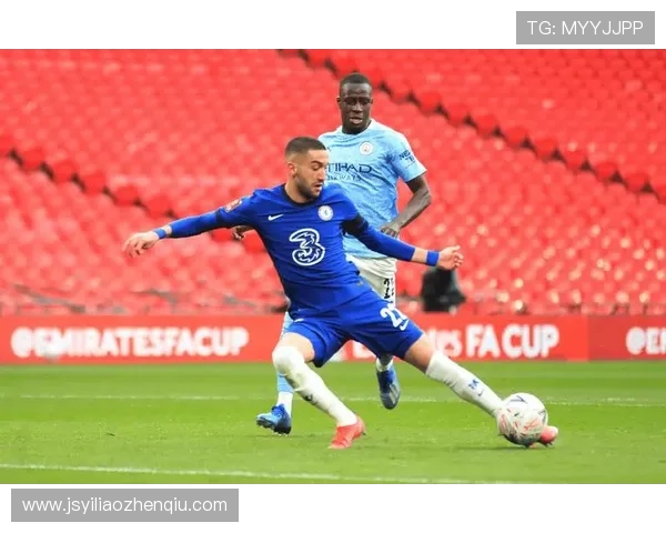 英超积分榜揭示竞争激烈伯恩茅斯与切尔西仅差5分悬念十足